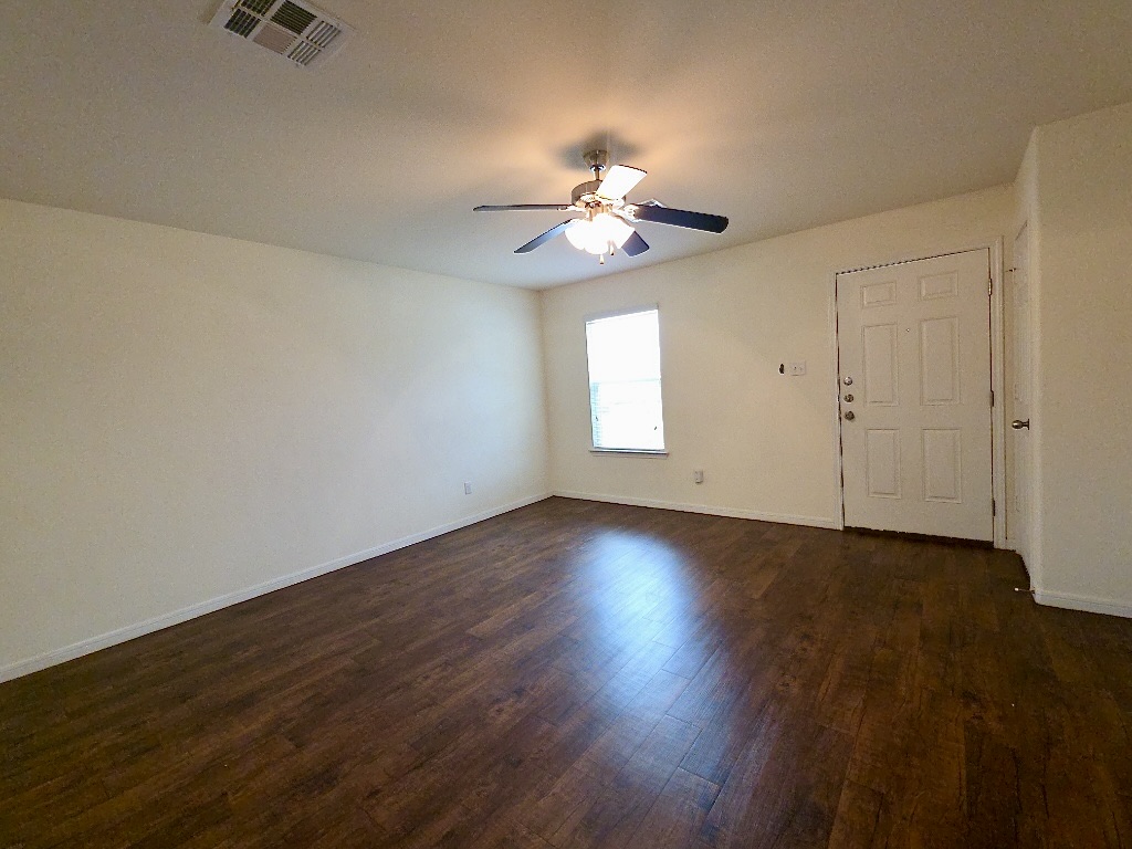 306 Wyeth Street Taylor, TX 76574 - Photo 3 of 20 Open concept living area