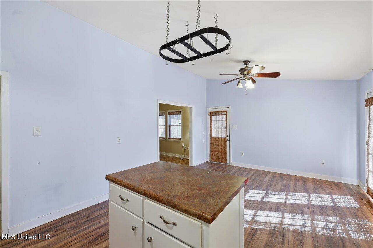 1206 Arlington Street Clinton, MS 39056 - Photo 10 of 27 10-1206 Arlington St _ Home Tours MS