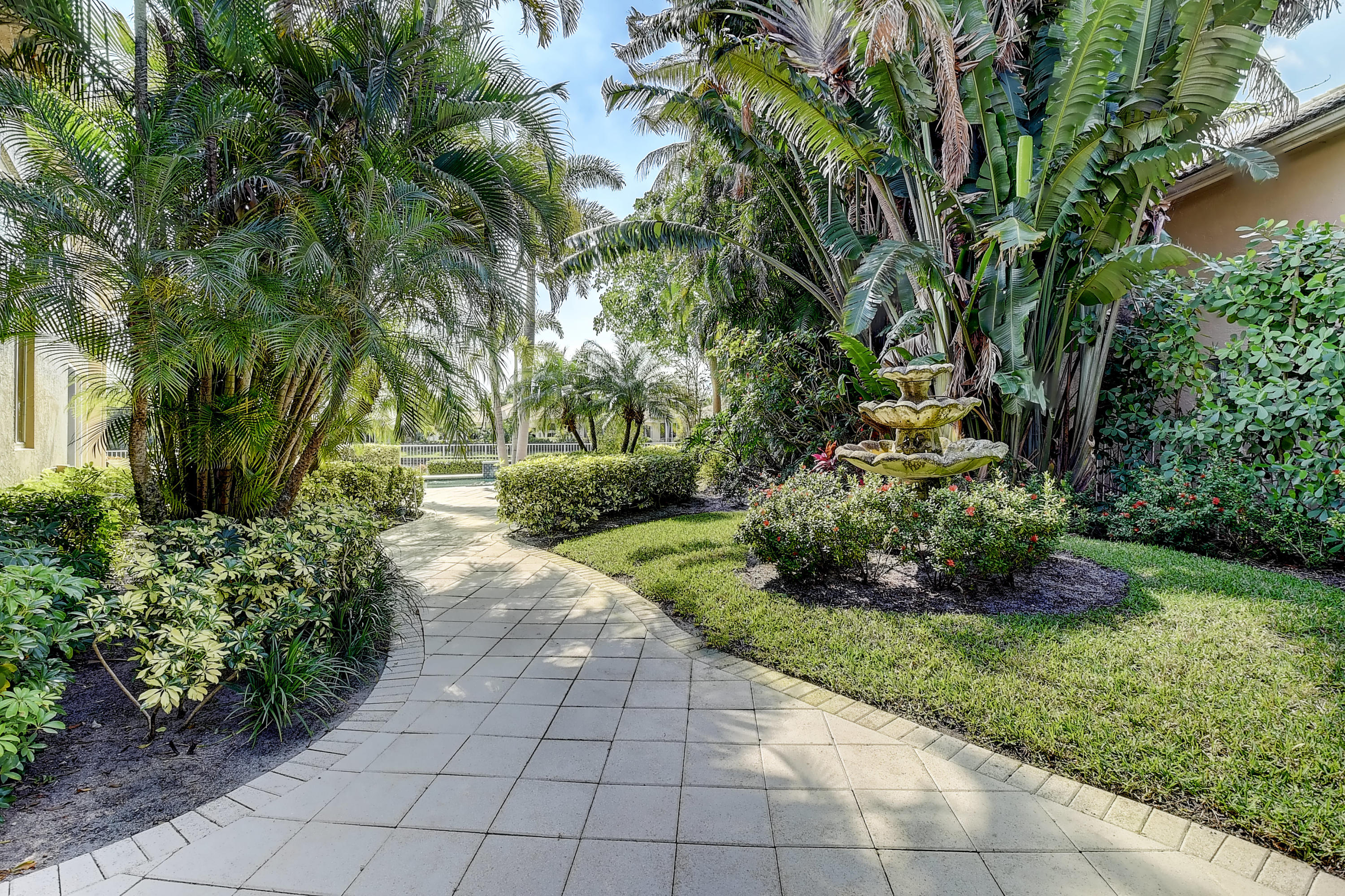 6574 Northwest 39th Terrace Boca Raton, FL 33496 - Photo 30 of 30 Side Yard Area
