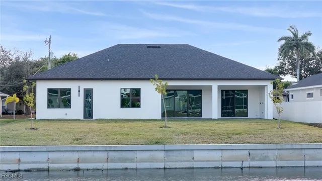 $615,000 | 153 Southeast 21st Street, Cape Coral, FL 33990