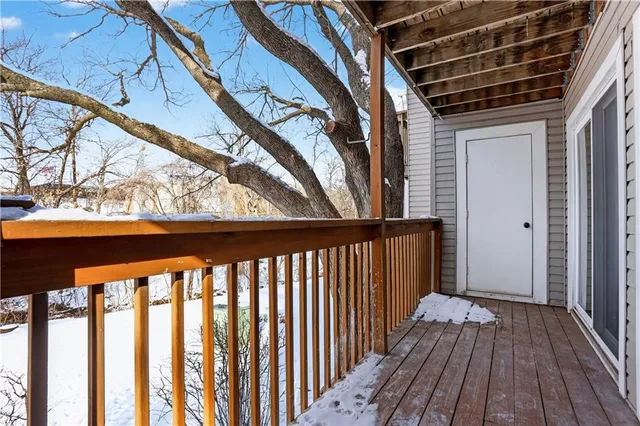 $200,000 | 8360 Northwest Barrybrooke Drive, Kansas City, MO 64151