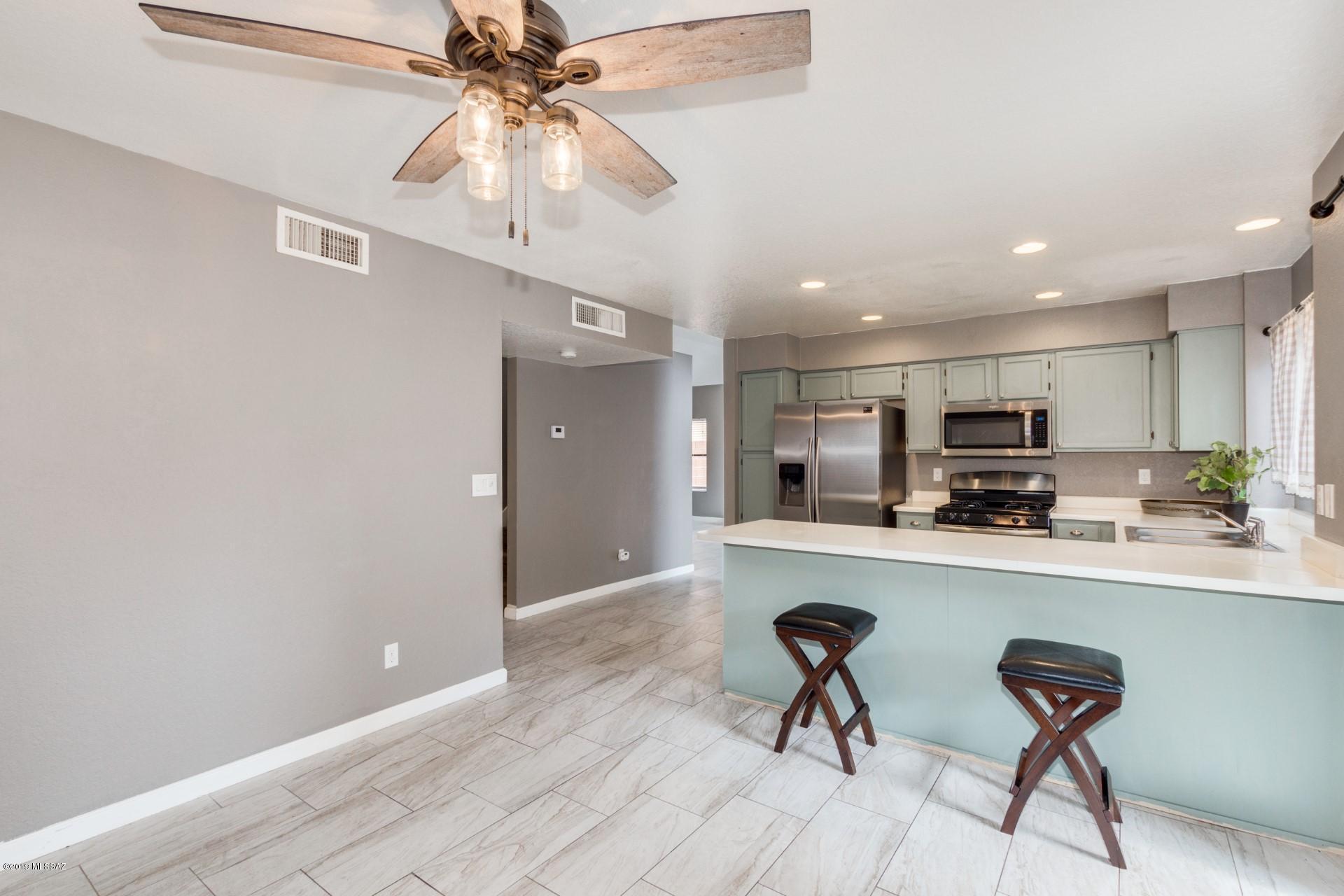 661 West Kidd Place Tucson, AZ 85737 - Photo 8 of 21
