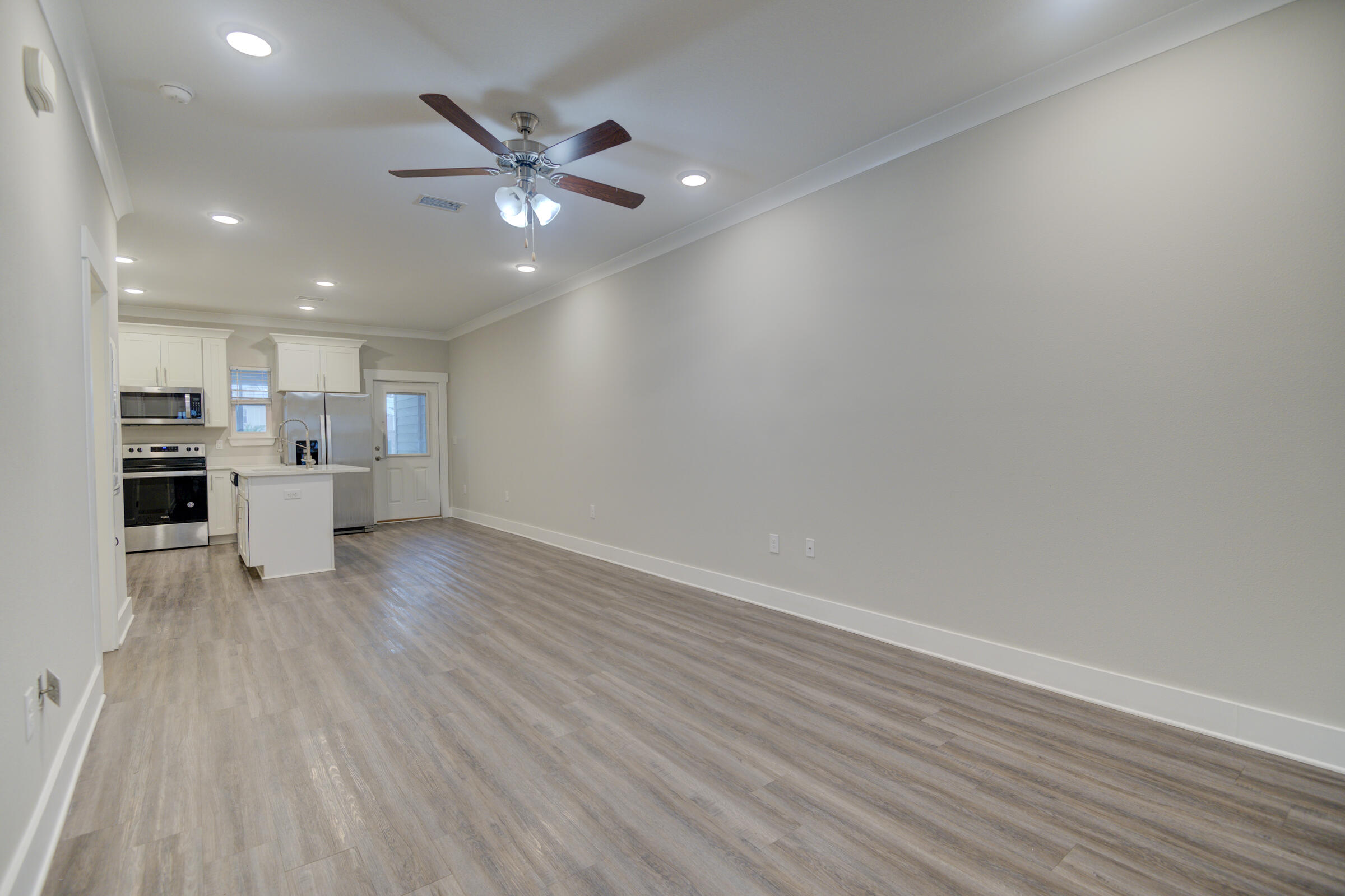 275 North Sand Palm Road, Unit 167VISTA Freeport, FL 32439 - Photo 16 of 54 _SJR3767_8_9