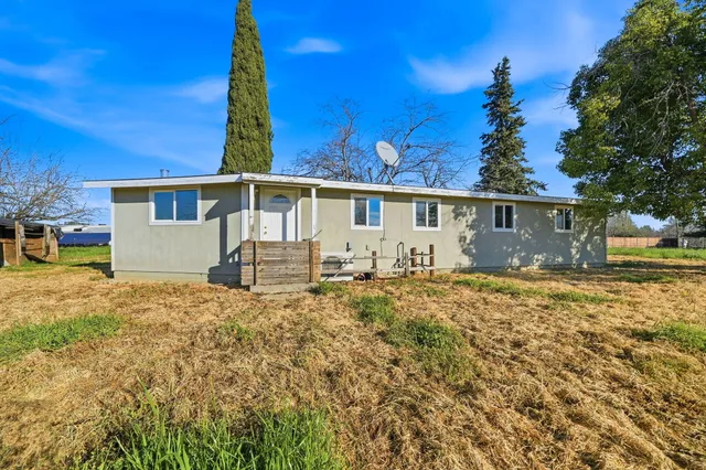 $299,900 | 6400 Dale Lane, Anderson, CA 96007