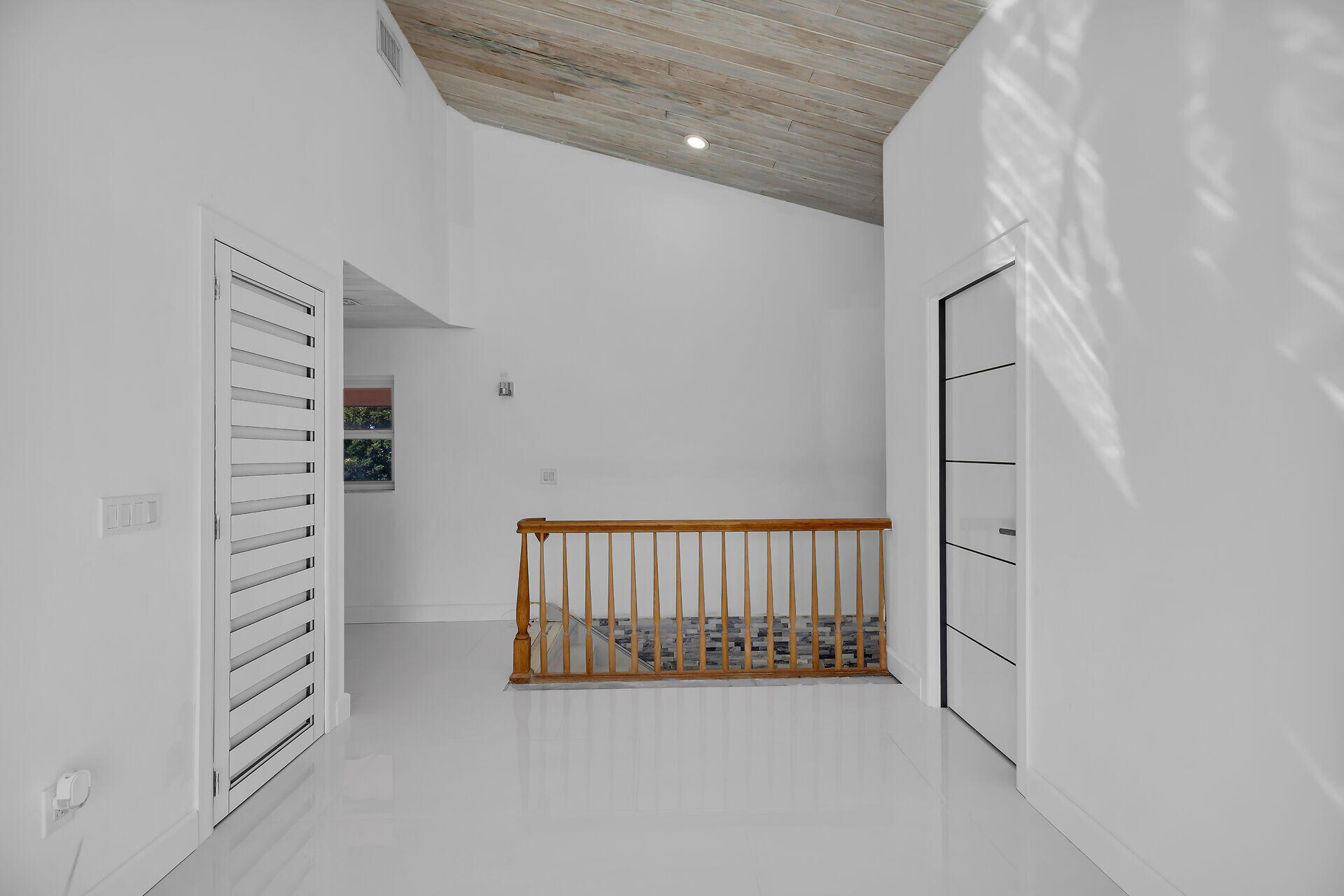 209 Corsair Road Duck Key, FL 33050 - Photo 24 of 38 Loft Area/Flex Space