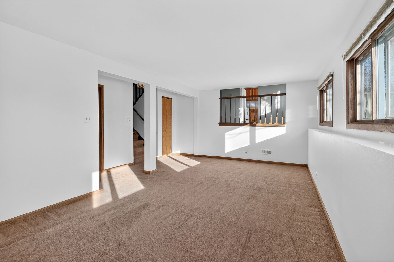 666 Devonshire Lane Wheaton, IL 60189 - Photo 13 of 25