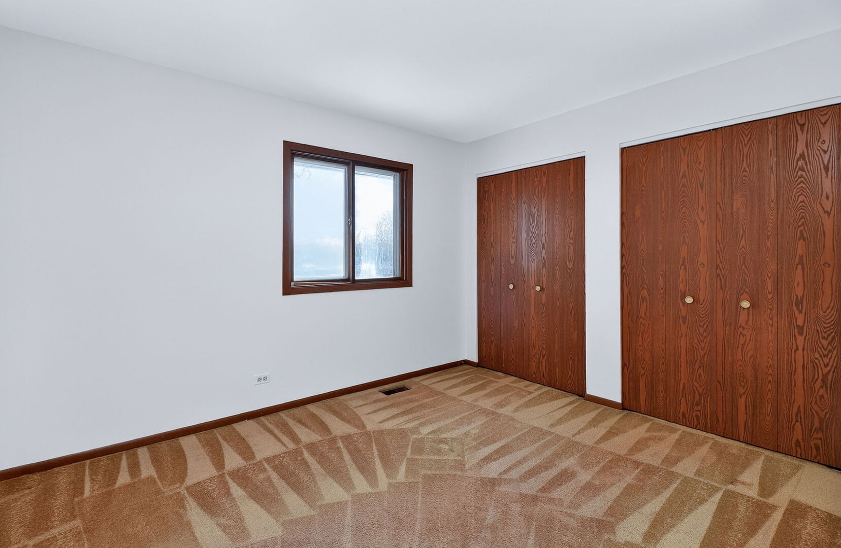 666 Devonshire Lane Wheaton, IL 60189 - Photo 17 of 25