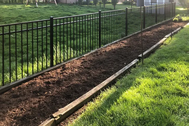 $385,000 | 666 Devonshire Lane, Wheaton, IL 60189