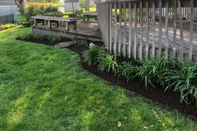 $385,000 | 666 Devonshire Lane, Wheaton, IL 60189