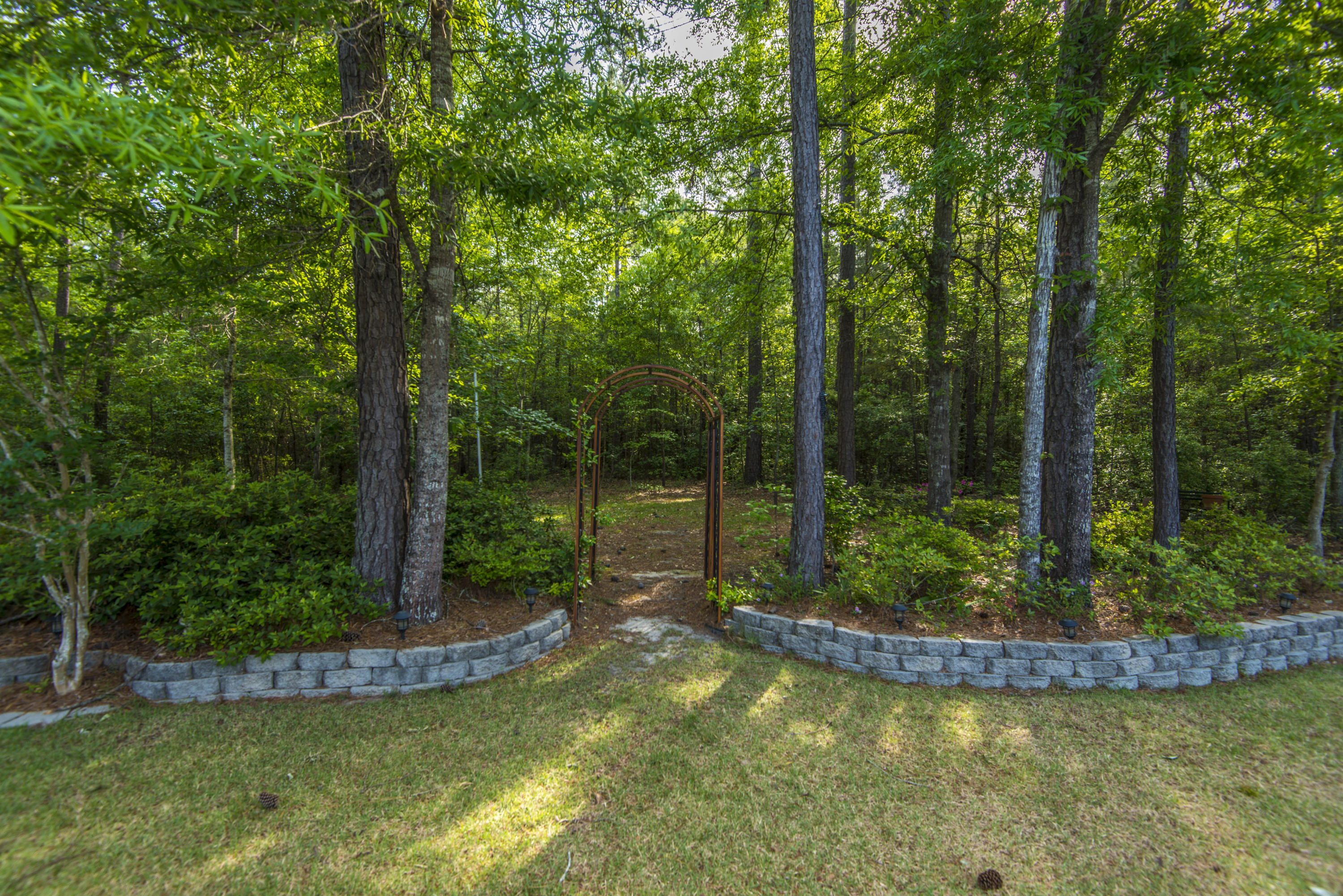 256 Westbrooke Road Summerville, SC 29486 - Photo 28 of 41 _DSC8569