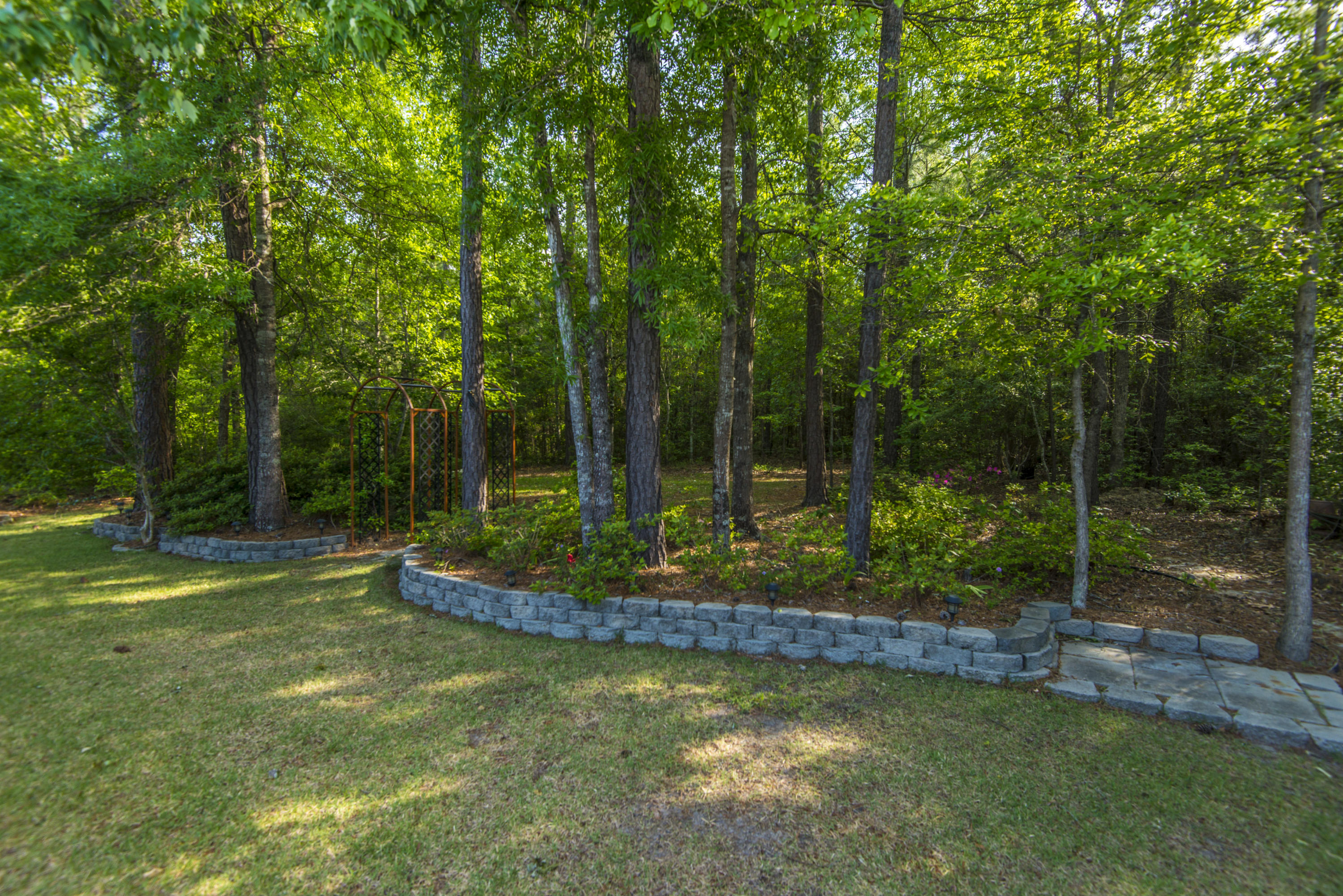 256 Westbrooke Road Summerville, SC 29486 - Photo 37 of 41 _DSC8591