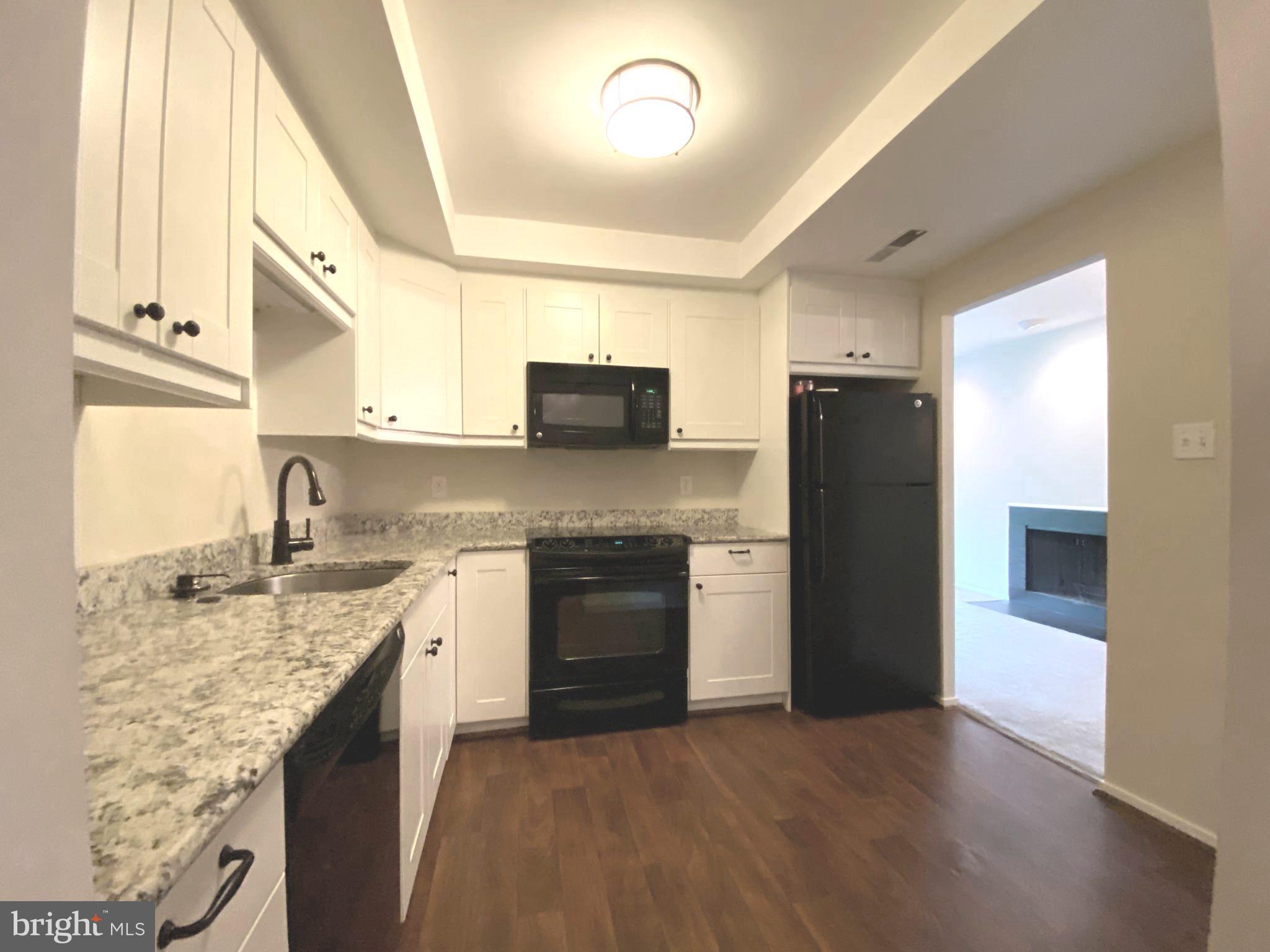 10008 Stedwick Road, Unit 301 Gaithersburg, MD 20886 - Photo 4 of 28 Gallery Image 4