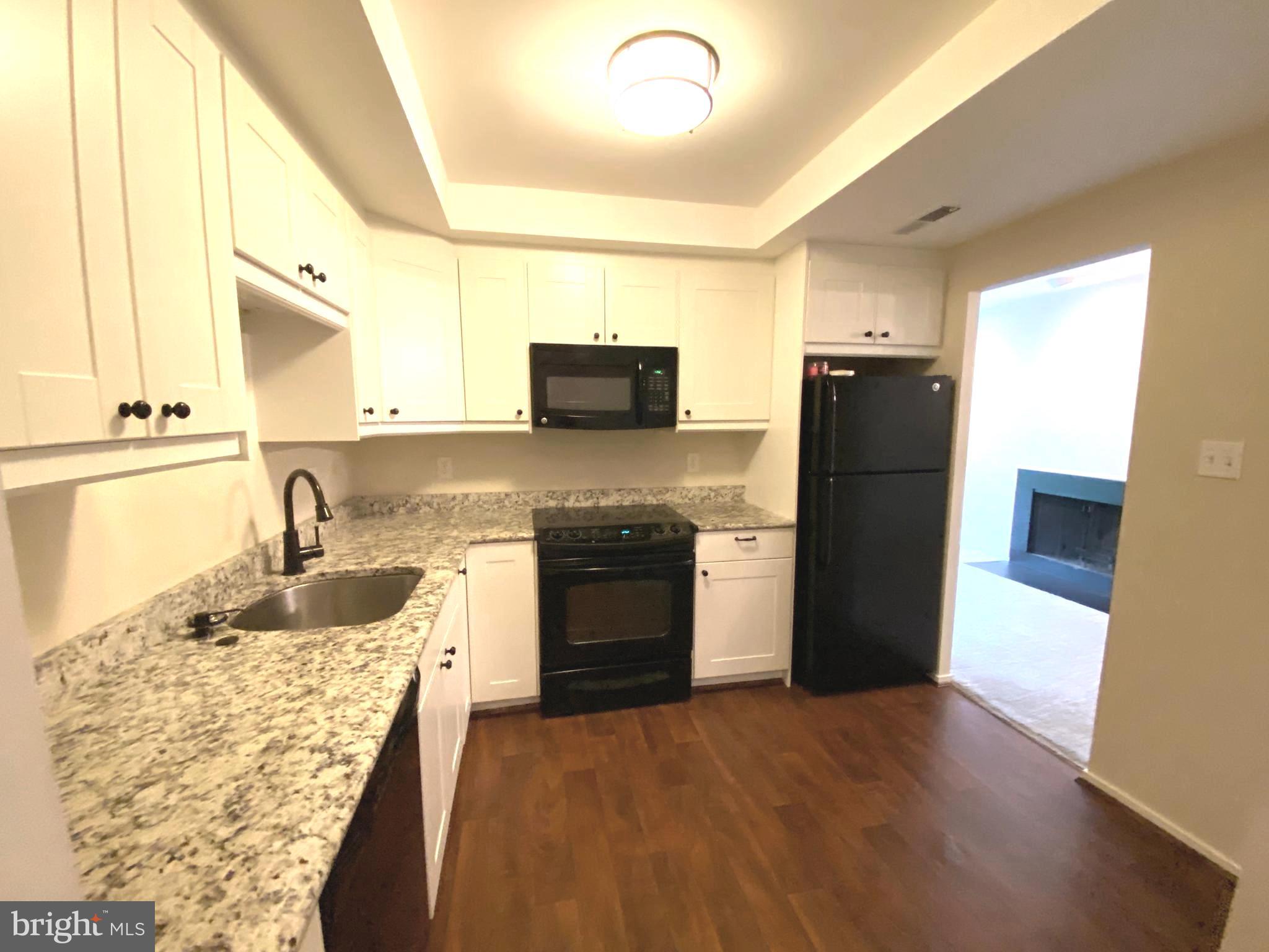 10008 Stedwick Road, Unit 301 Gaithersburg, MD 20886 - Photo 5 of 28 Gallery Image 5