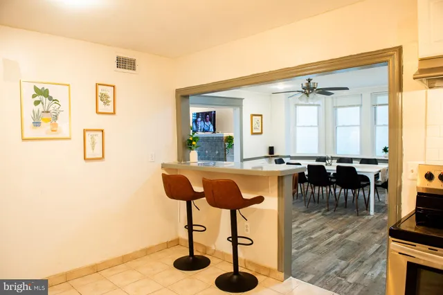 $2,100 | 3809 Ventnor Avenue, Unit 4, Atlantic City, NJ 08401