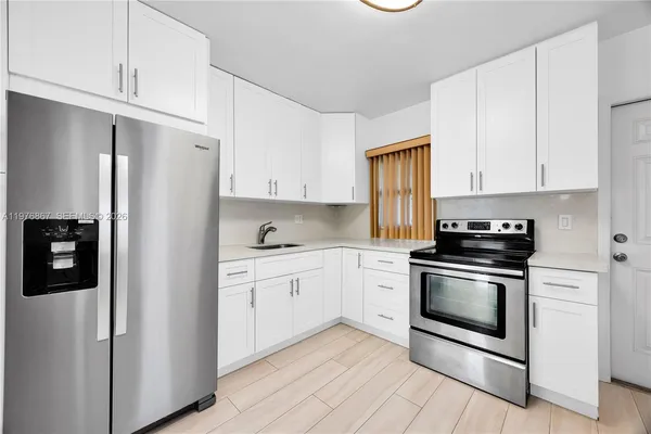 $3,250 | 150 Southwest 58th Avenue, Unit 150, Miami, FL 33144