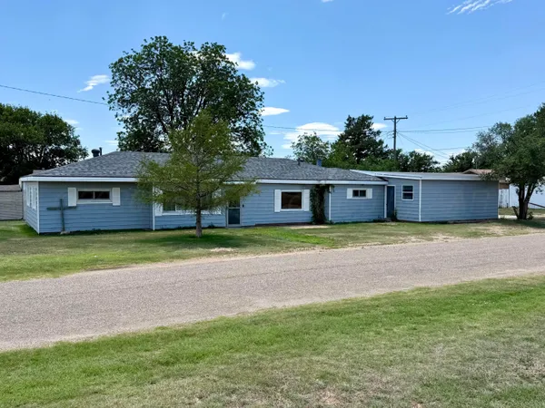 $132,000 | 519 East 2nd Street, Stinnett, TX 79083