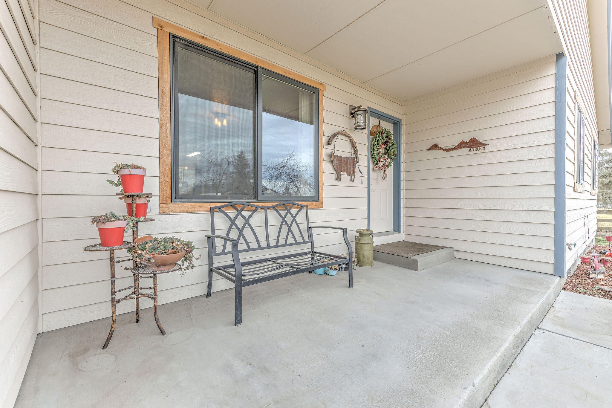 7264 North Vista View Road Prineville, OR 97754 - Photo 7 of 47 090A2659_60_61_62_63