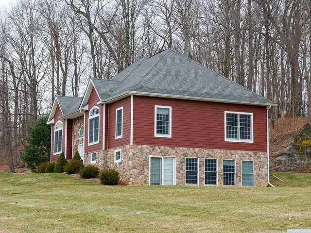 $4,500 | 35 Huyler Drive, Hyde Park, NY 12538