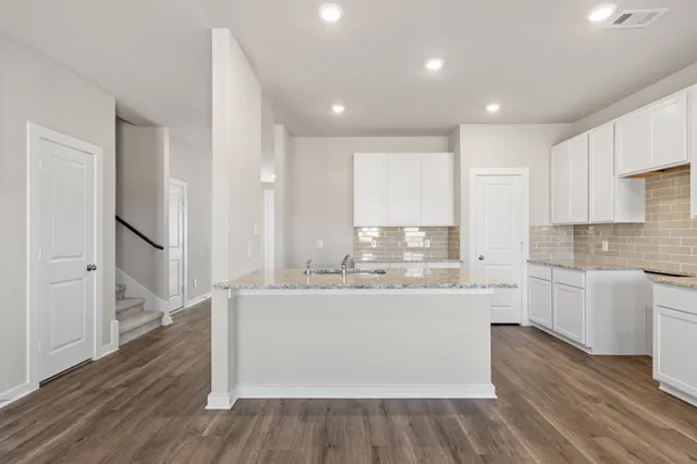 $369,990 | 6215 Arabella Pr Drive, Richmond, TX 77469