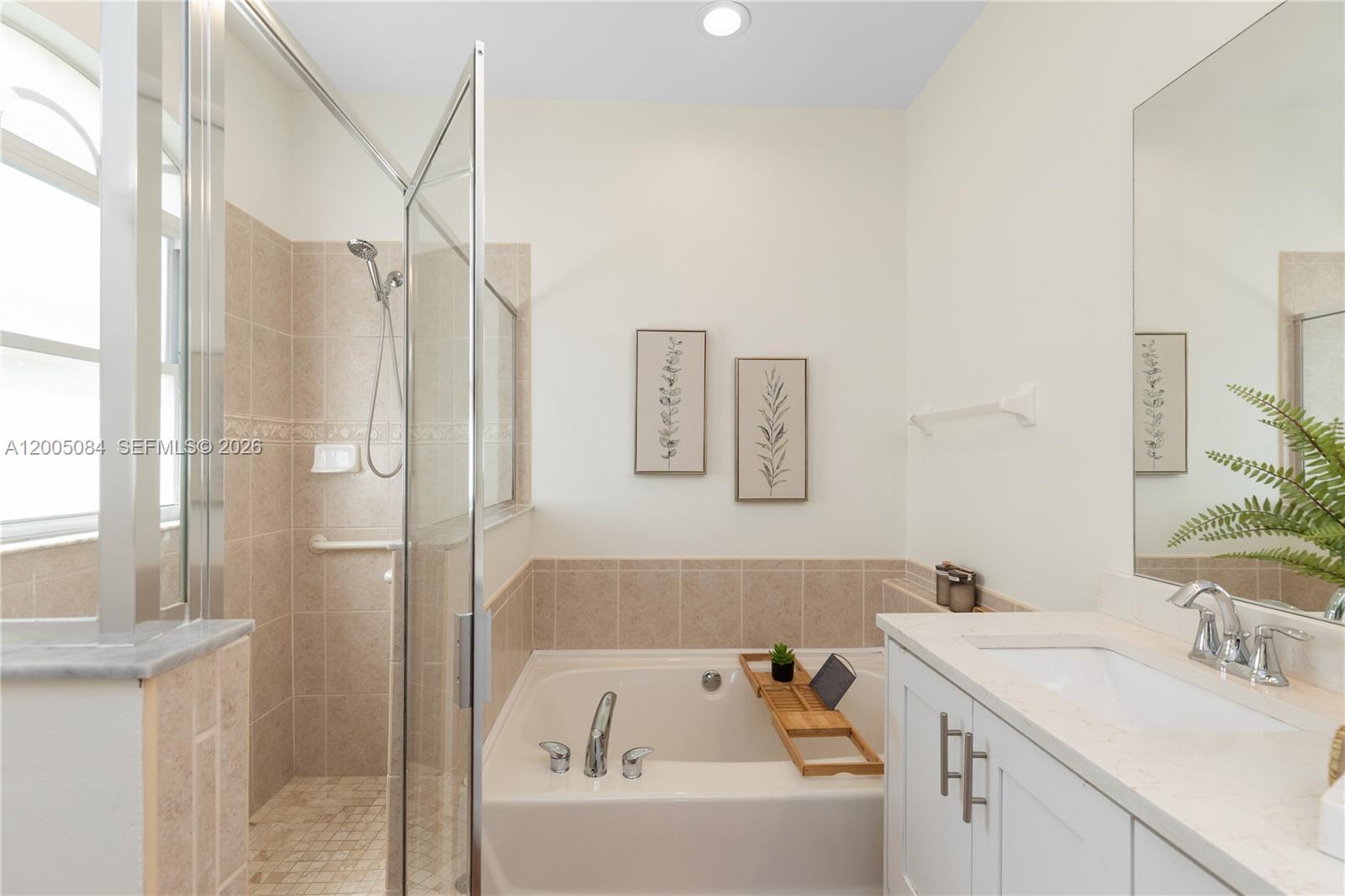 1896 Crestview Way Naples, FL 34119 - Photo 61 of 91 Gallery Image 61