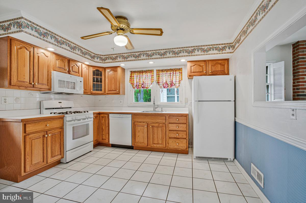 5606 Park Road Brooklyn, MD 21225 - Photo 6 of 19
