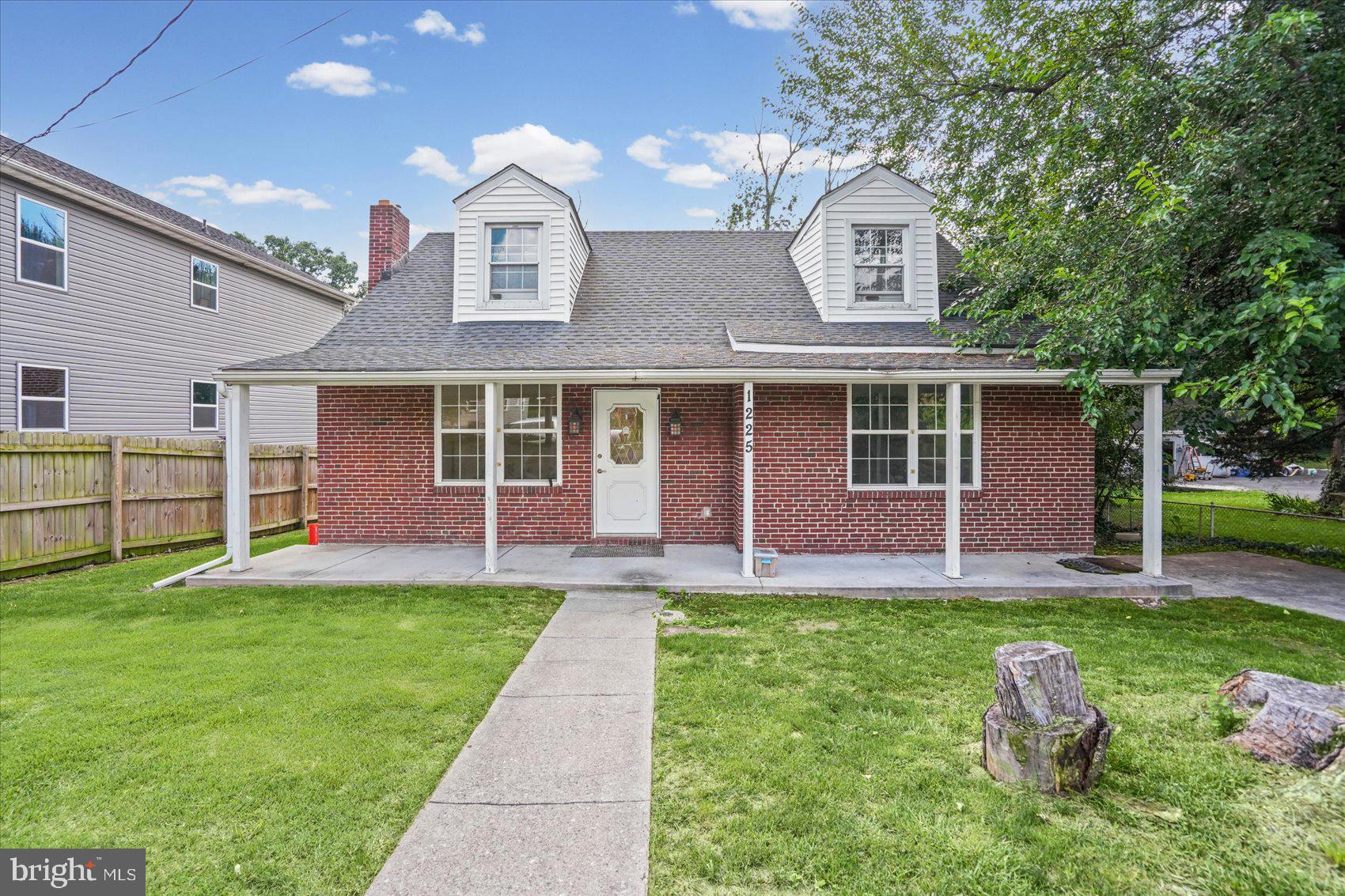 1225 Greystone Road Baltimore, MD 21227 - Photo 2 of 38 Gallery Image 2