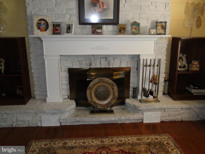 7302 Family Acres Road Hanover, MD 21076 - Photo 13 of 23 Interior (General)
