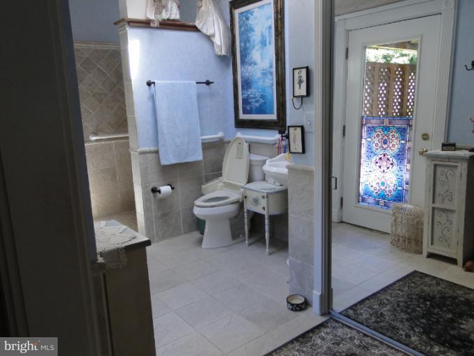 7302 Family Acres Road Hanover, MD 21076 - Photo 16 of 23 Bath (Master)