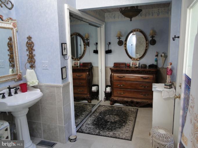 7302 Family Acres Road Hanover, MD 21076 - Photo 3 of 23 Bath (Master)