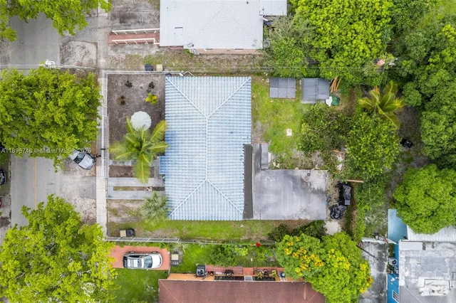 $2,500 | 12426 Northwest 8th Avenue, Unit A, North Miami, FL 33168