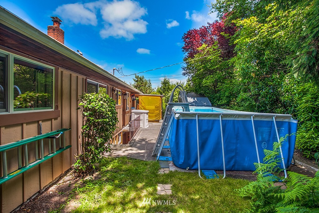 7123 South Sunnycrest Road Seattle, WA 98178 - Photo 22 of 25