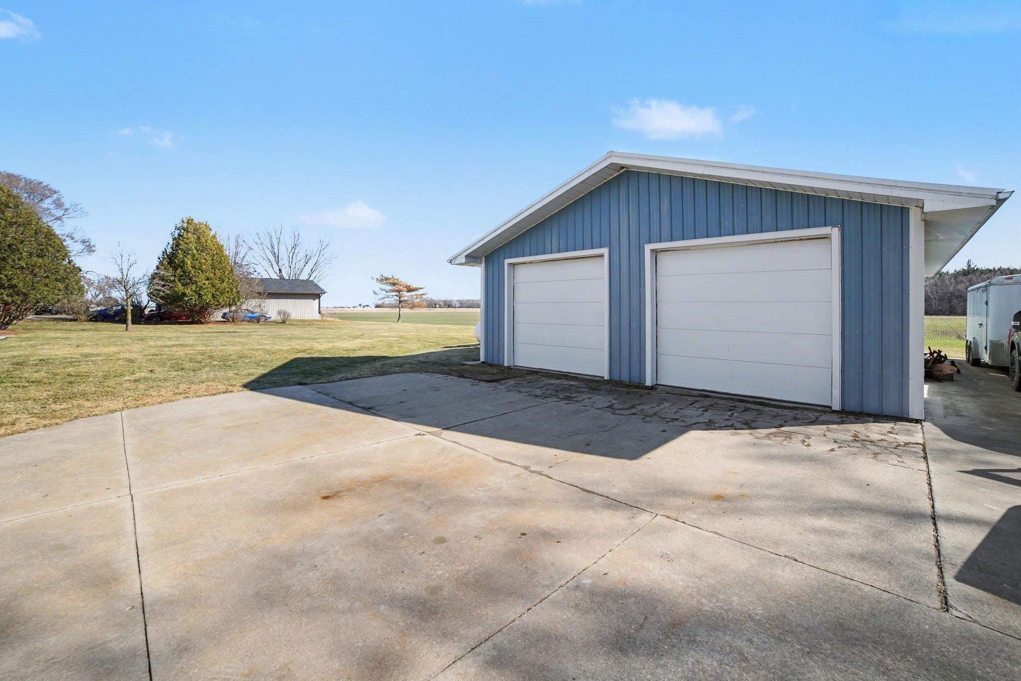 2302 East Brooks Road Midland, MI 48640 - Photo 28 of 29 Gallery Image 28