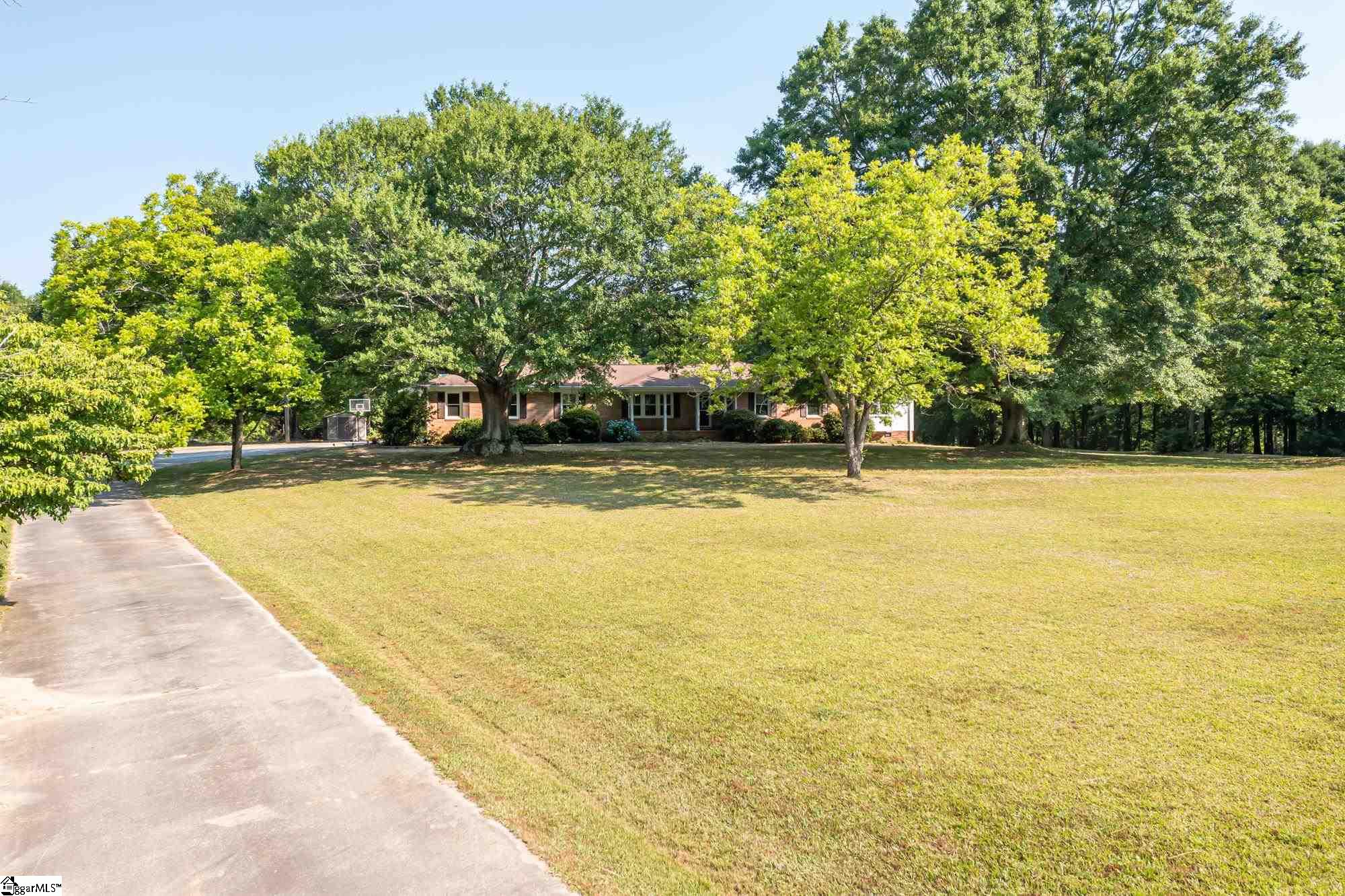 529 Cassell Road Liberty, SC 29657 - Photo 4 of 32