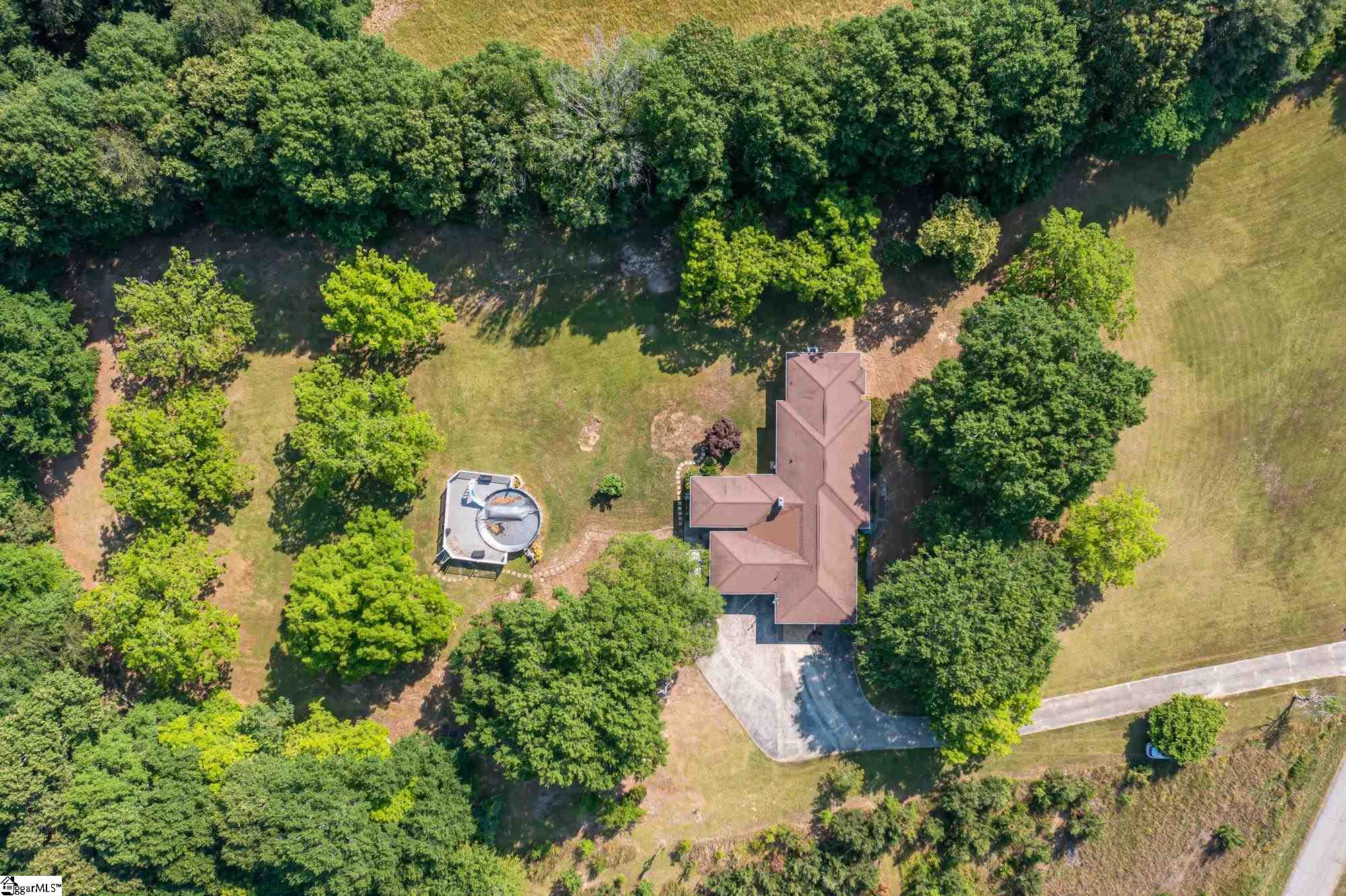 529 Cassell Road Liberty, SC 29657 - Photo 6 of 32