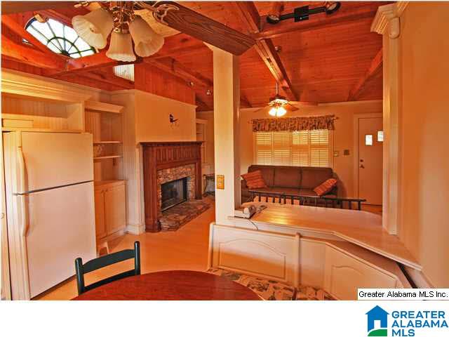 24 Point Clear Lane Alpine, AL 35014 - Photo 5 of 19