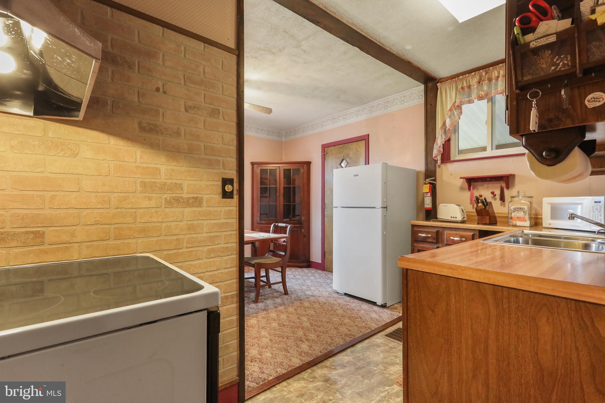 14306 Barkdoll Road Smithsburg, MD 21783 - Photo 25 of 55 Kitchen