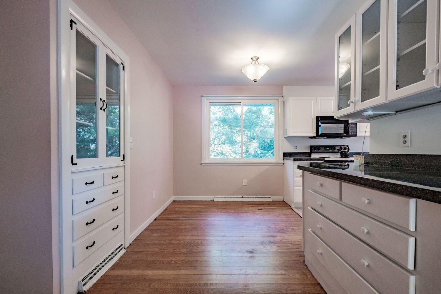 14 Hamlin Road Falmouth, ME 04105 - Photo 10 of 35 PusTeYaQ
