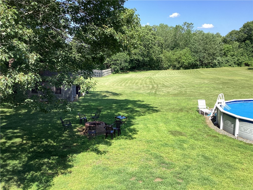 7 Taylor Road Johnston, RI 02919 - Photo 4 of 49