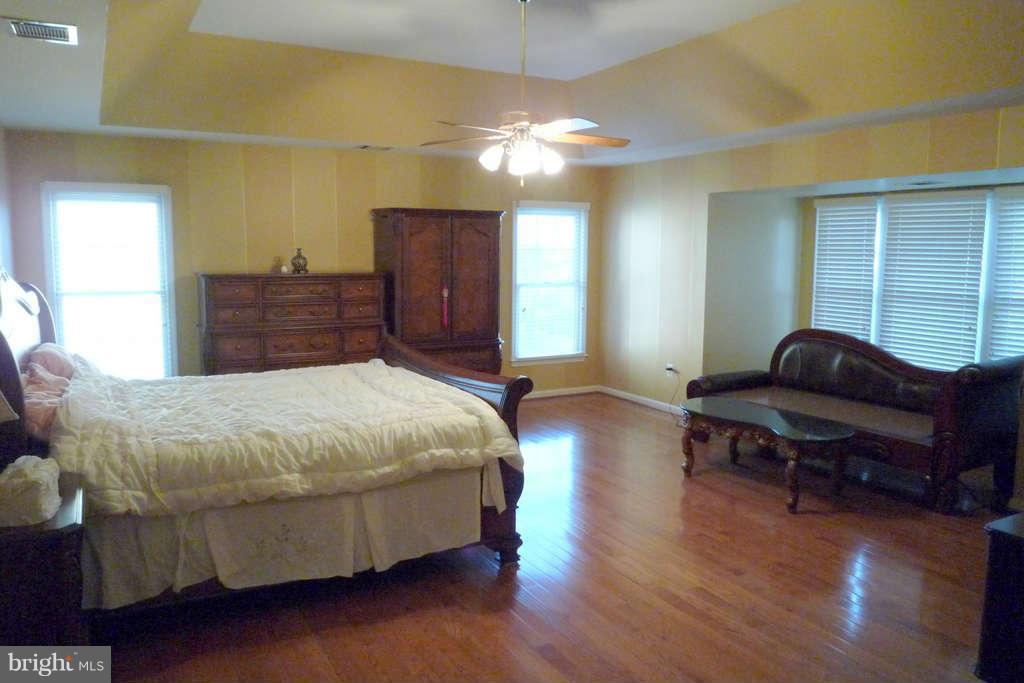 10391 Wetherburn Road Woodstock, MD 21163 - Photo 16 of 30 Bedroom (Master)