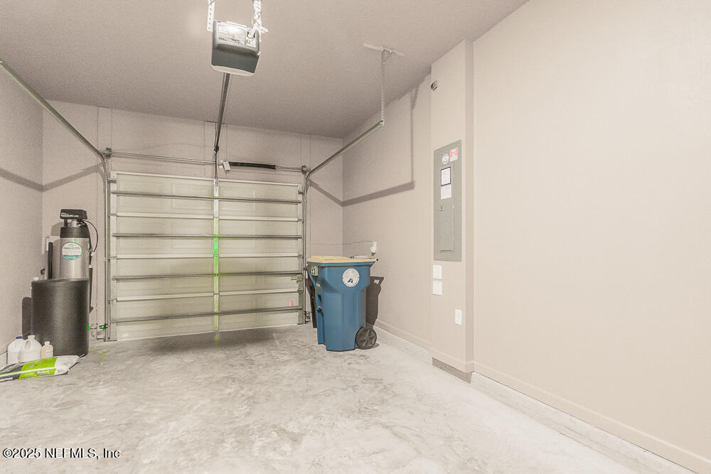 957 Observatory Parkway Jacksonville, FL 32218 - Photo 22 of 27 a view of storage and utility room