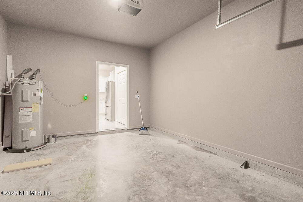 957 Observatory Parkway Jacksonville, FL 32218 - Photo 23 of 27 a view of an empty room