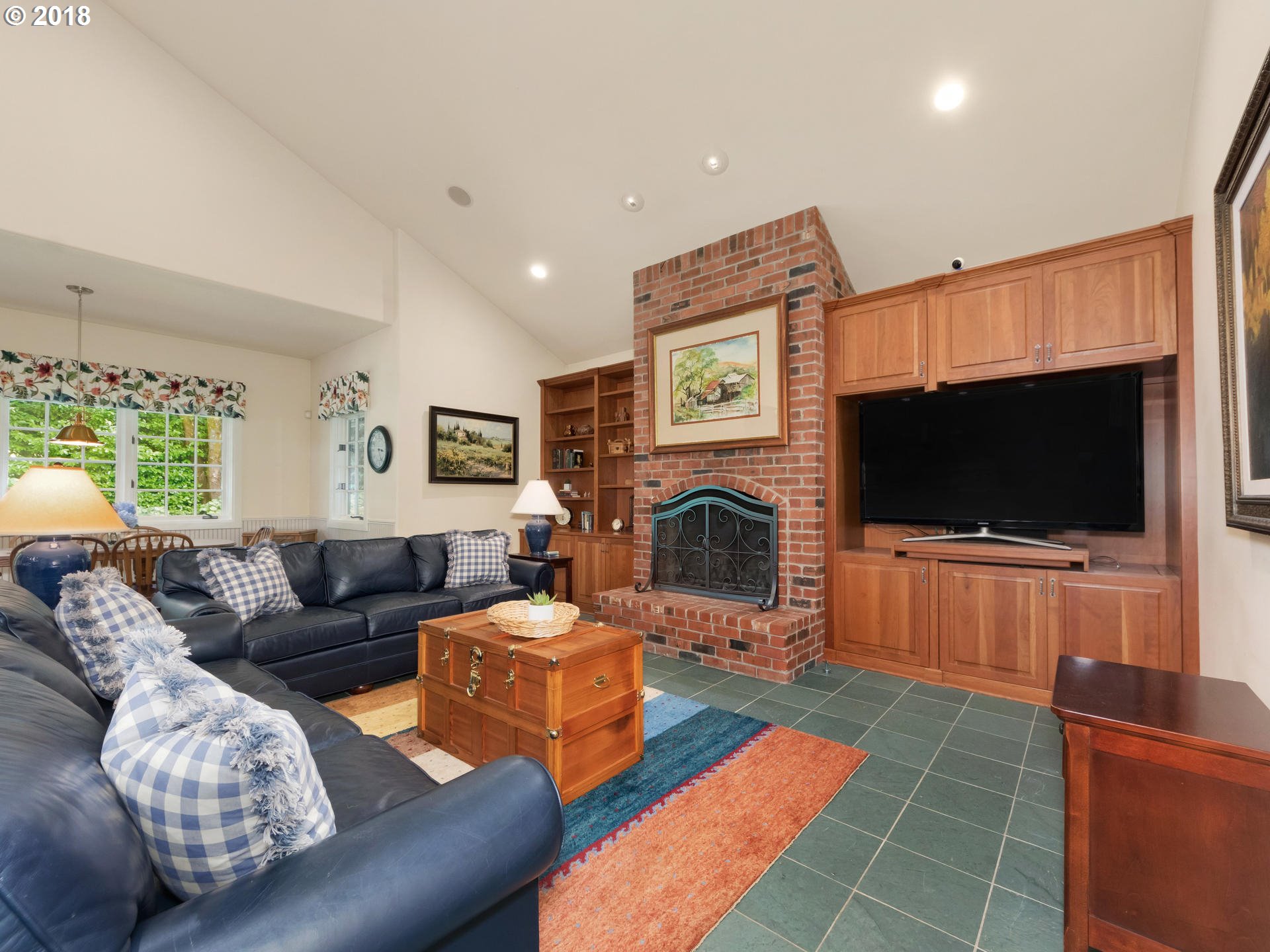 4260 Southwest Charming Way Portland, OR 97225 - Photo 11 of 32 Family Room