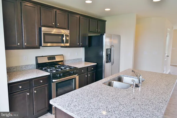 $2,600 | 48 Niblick Square, Front Royal, VA 22630