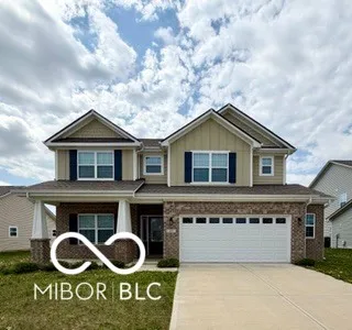 $2,500 | 1105 Bent Br Lane, Greenwood, IN 46143