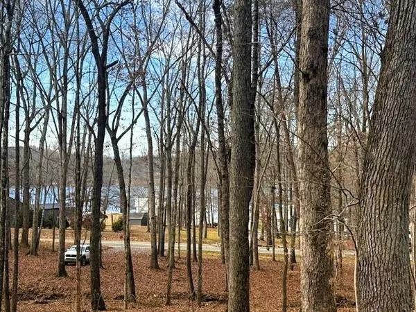 $169,900 | 3 Highway 304, Ten Mile, TN 37880