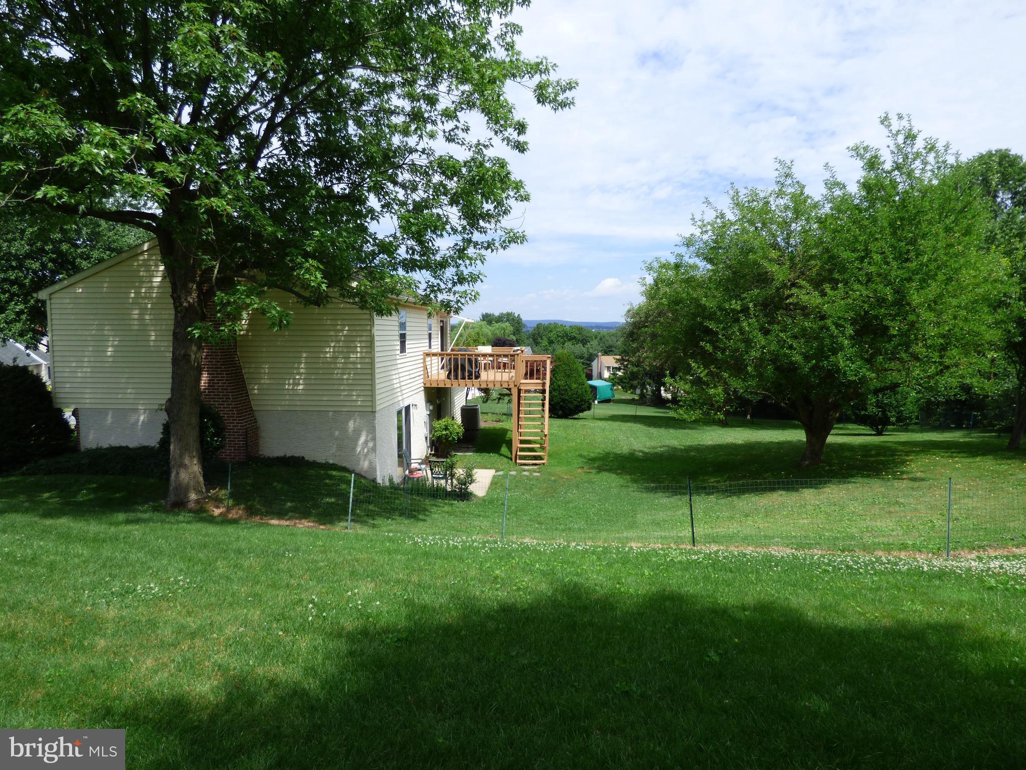 220 Aspen Lane Lititz, PA 17543 - Photo 8 of 30