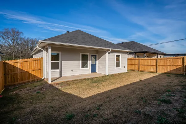 $229,900 | 390 Alexander Street, Kilgore, TX 75662