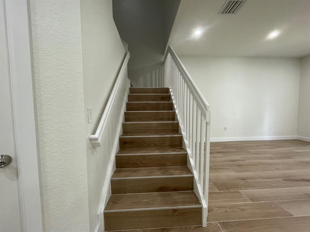 12472 Southwest 44th Court Miramar, FL 33027 - Photo 11 of 38