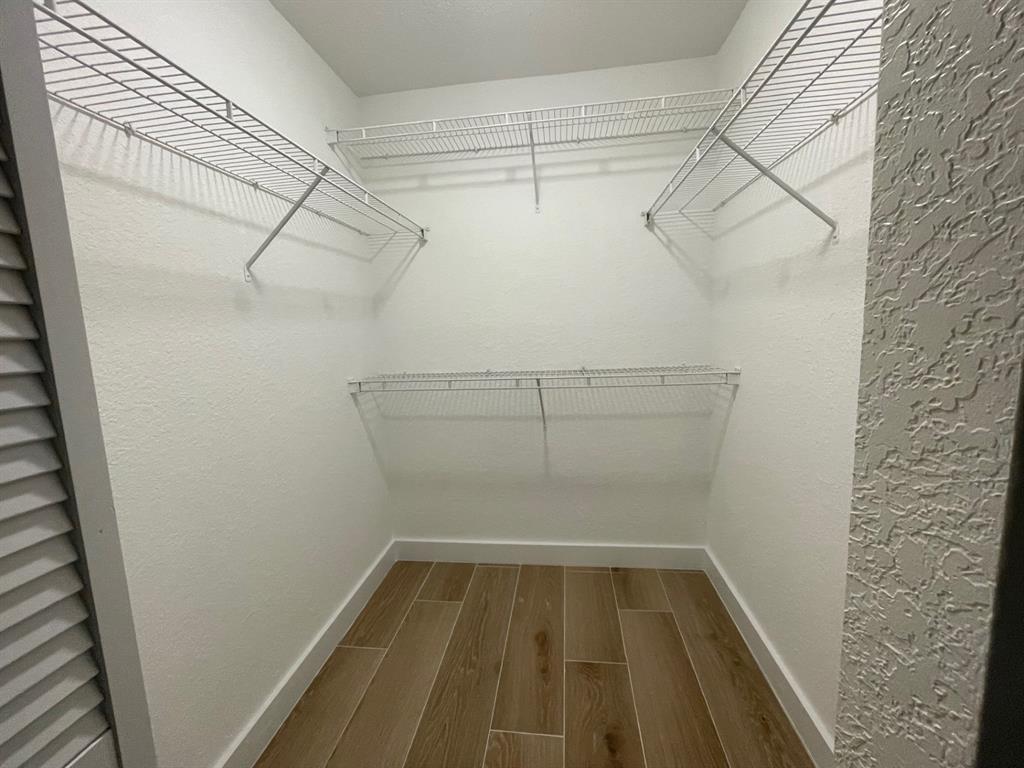 12472 Southwest 44th Court Miramar, FL 33027 - Photo 32 of 38