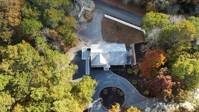 $844,000 | 17 Degrass Road, Mashpee, MA 02649